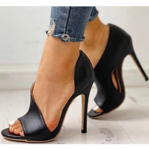 black cut out peep toe heels